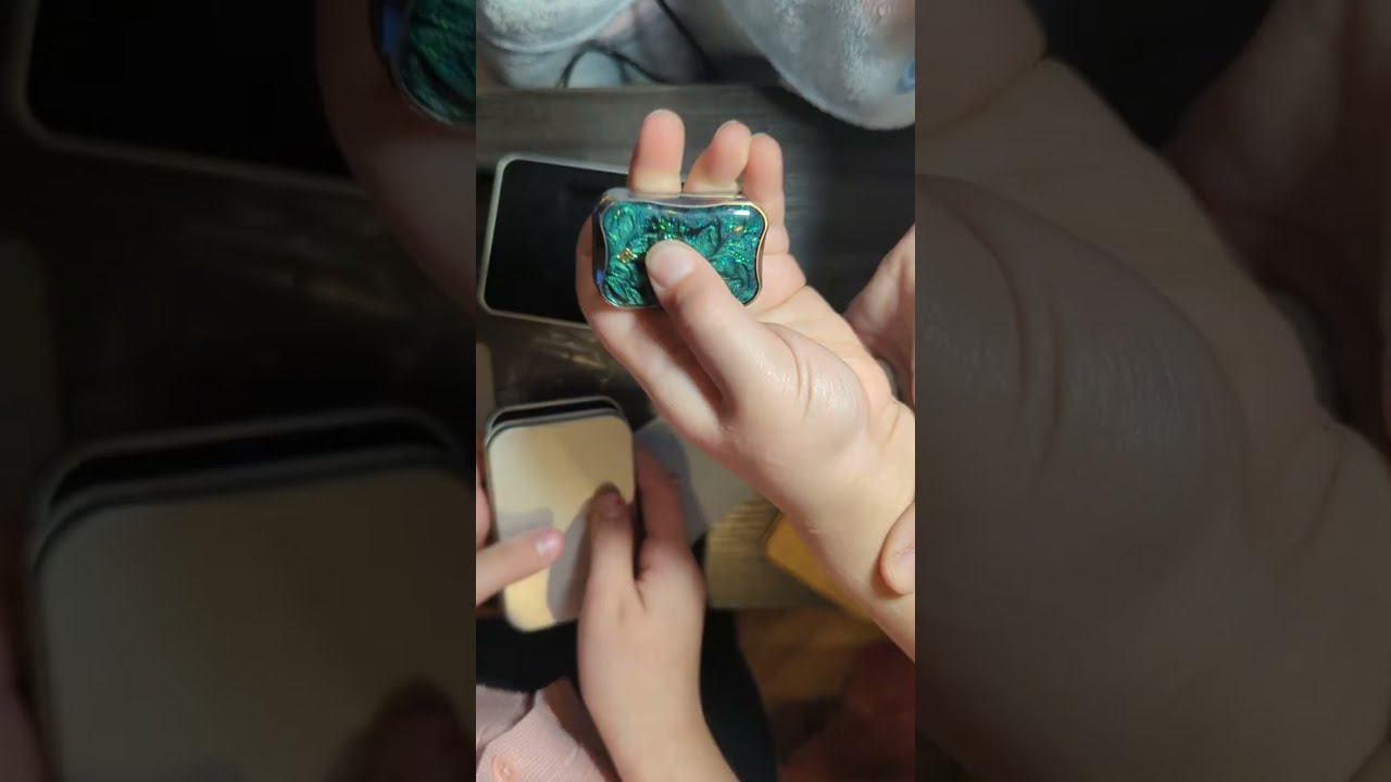 The Peacock Aura Sand Slider by Flair Fidgets [UNBOXING]