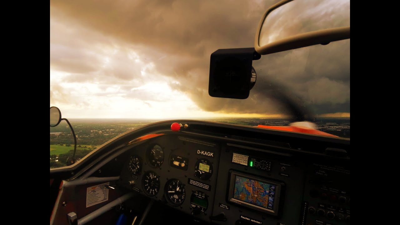 SF25C Solo Flight Training