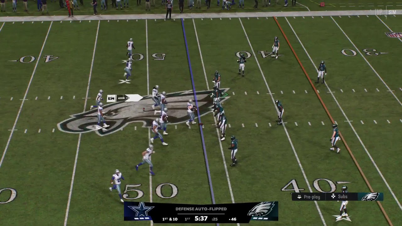 NFL, realistic broadcast.