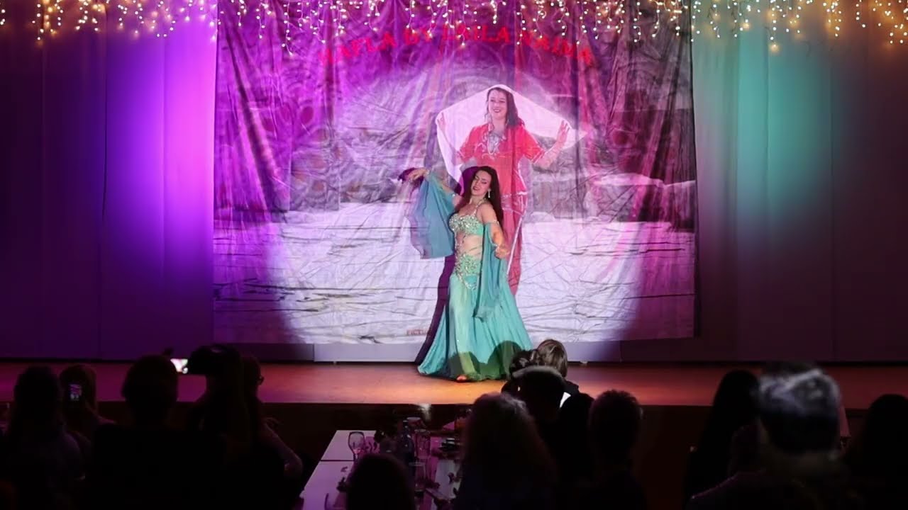Belly dance 