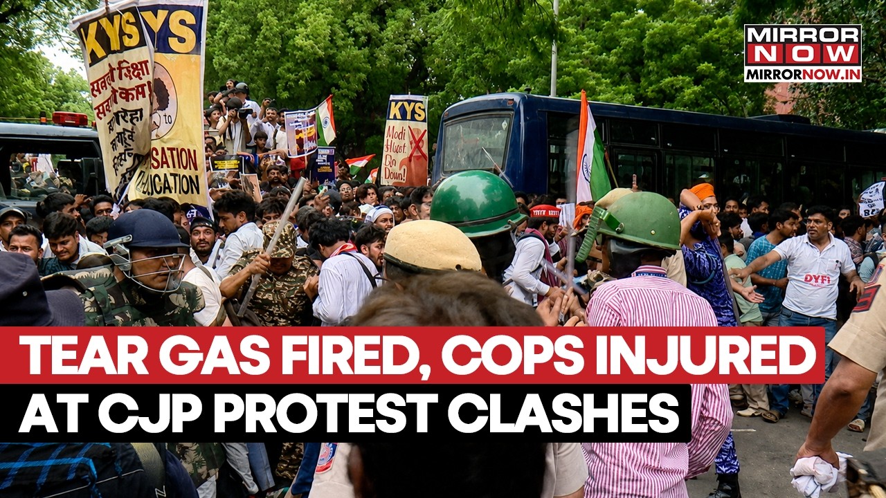 Tear Gas Fires, Police Personnel Injured At CJP Protest Clashes Near Jantar Mantar | Watch