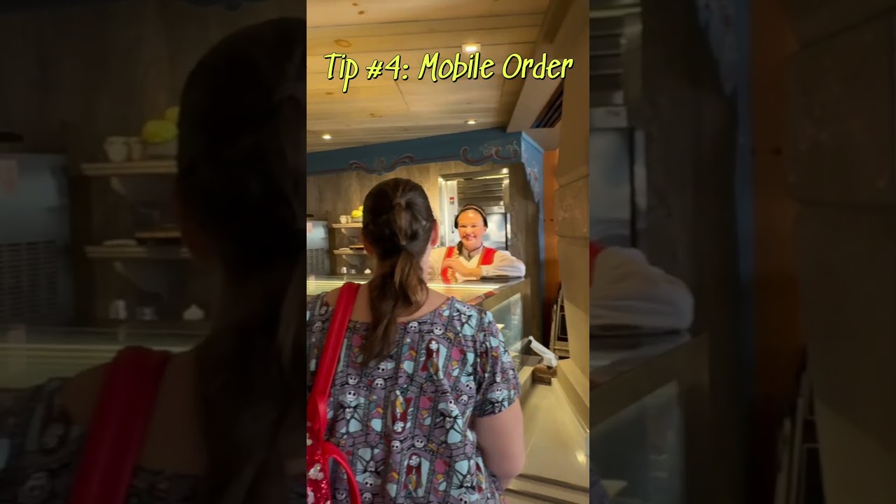 Disney World Mobile Order Tip #4 : Stack mobile orders with Lightning Lane breaks