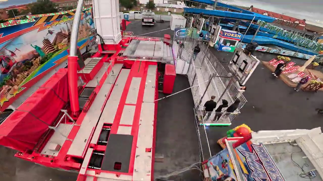 Holiday Park Szczecin 2025 - karuzela Booster Maxxx (Boos) On ride 1