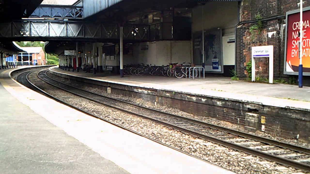13/06/2013 A few trains at Cheltenham Spa