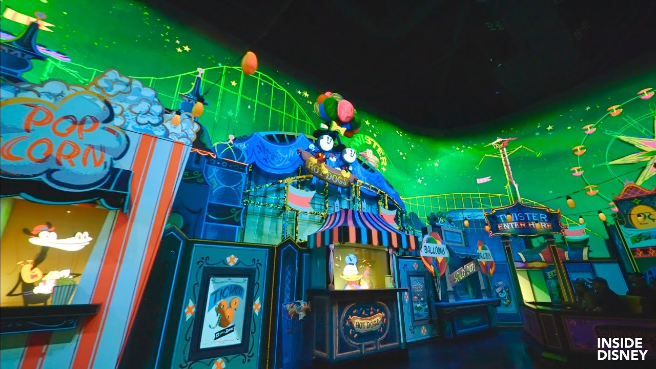 FULL Mickey and Minnie's Runaway Railway 2025 at Disneyland - Wide Angle Low Light POV