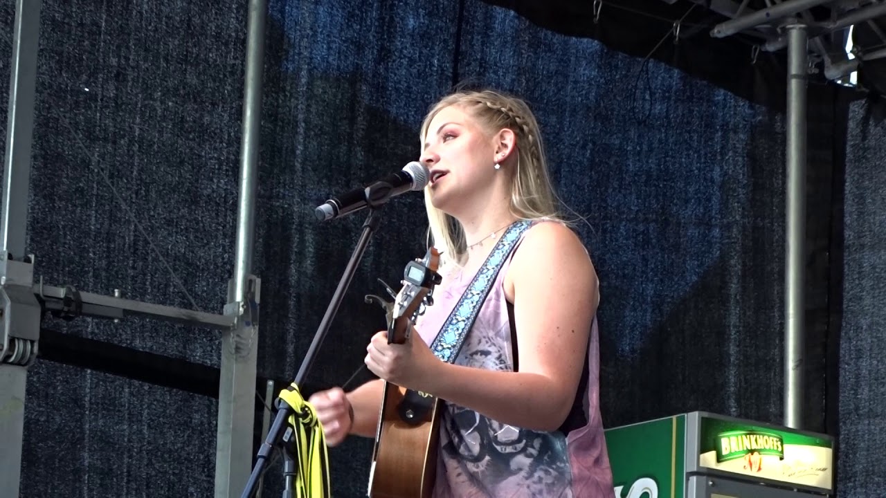 Jo Marie Dominiak Live @DORTBUNT! Festival 2018 &ndash; Ich will nur, dass du wei&szlig;t (SDP)