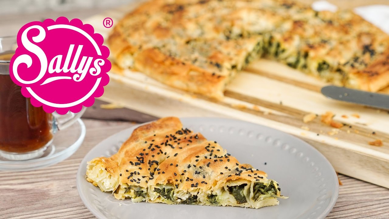 Türkisches Börek mit selbstgemachtem Yufkateig / mit Spinatfüllung / Sallys Welt