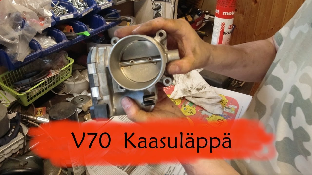 Volvo V70, kaasuläpän putsaus