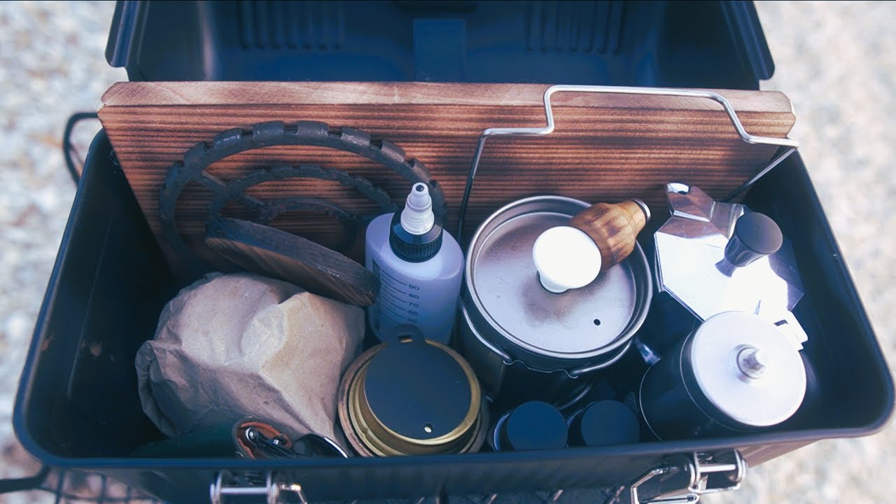 Sunset Coffee on a Bicycle Rack: A Minimalist Standing Cafe [Stanley Lunch Box]