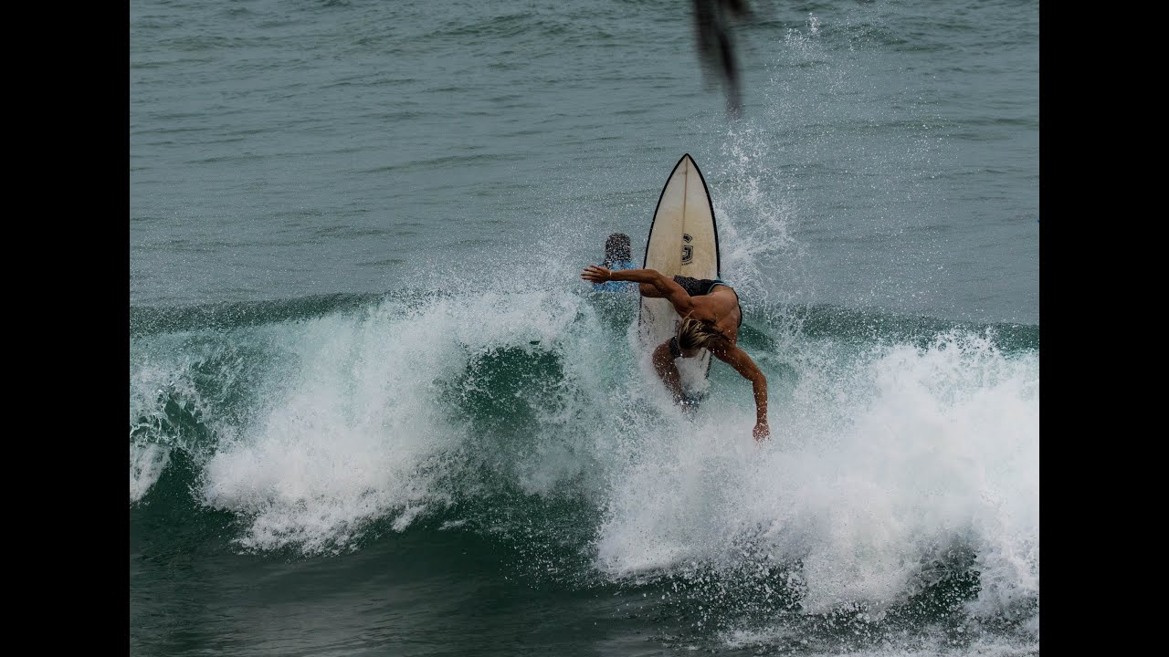 Sri Lanka Surfing -  Mirissa