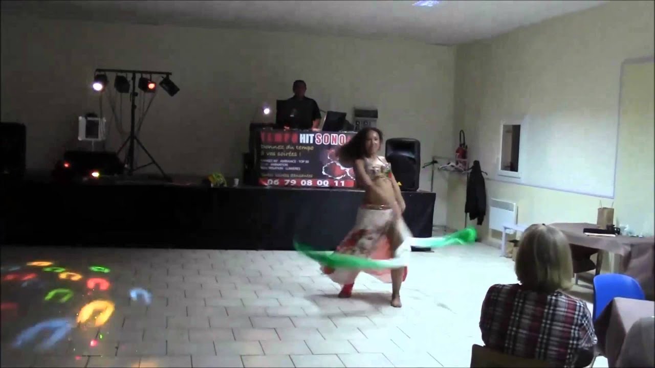 Dyanka danse orientale Bordeaux pour l'association Harkis Dordogne 2014