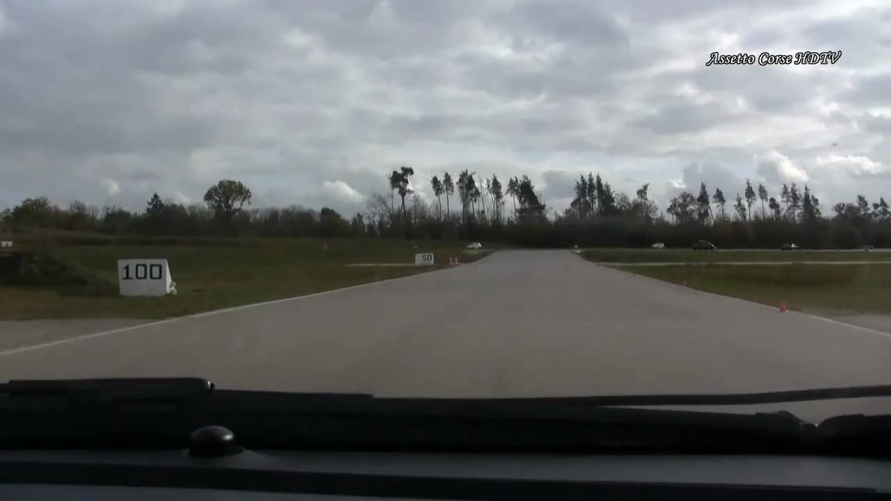 Tours de piste sur le Circuit De Chenevières (Part 1)