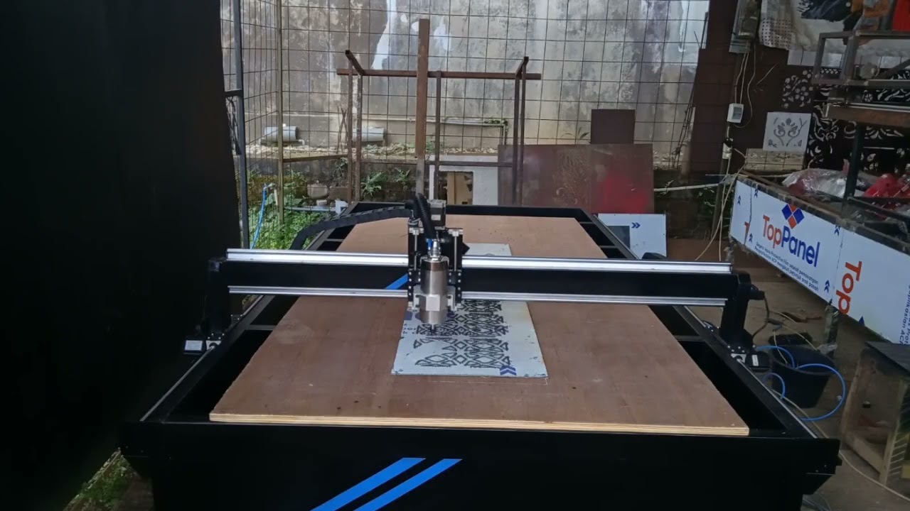 Mesin CNC Router with Spindle 1,5kw water cooler ( tes cutting ACP )