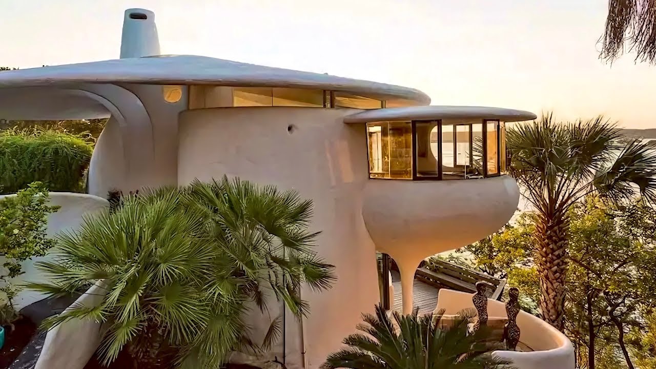 The Sand Dollar House: Designed By Frank Lloyd Wright Apprentice John Covert Watson in Texas
