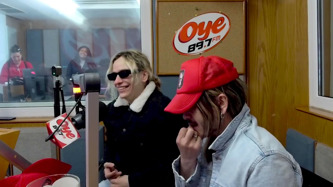De Argentina para México... Airbag en la cabina de Oye con Pao Sasso y Poncho Yezka