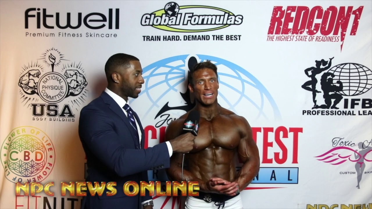 2019 NPC Masters USA: Men's Physique Over 35 Overall Winner Nick Casale