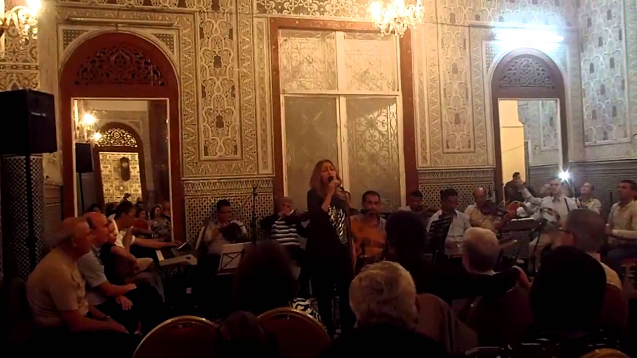 YA MSAHARNI (OUM KALTHOUM) Dar Tarab chanter Par AICHA ZIANE