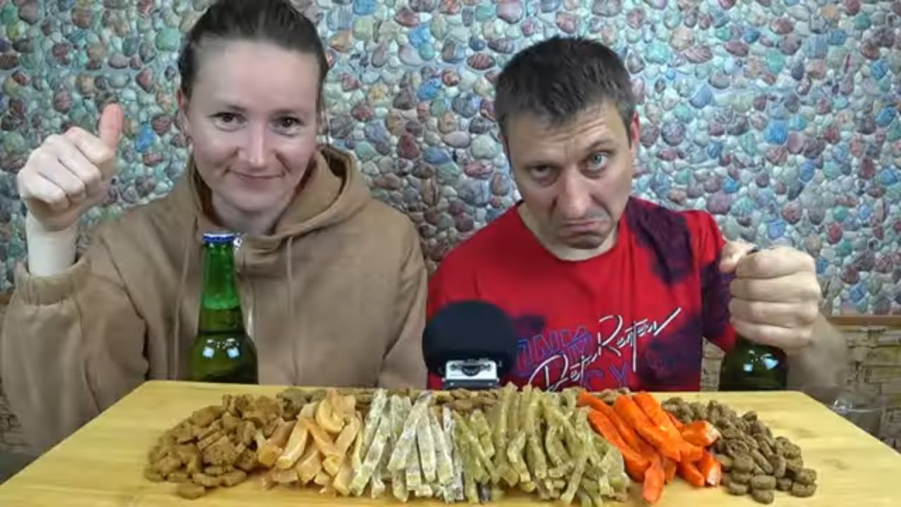 МУКБАНГ ПИВО КАЛЬМАРЫ СУШЕНАЯ РЫБКА И КИРИЕШКИ | MUKBANG BEER SQUID DRIED FISH AND SCALLOPS #мукбанг