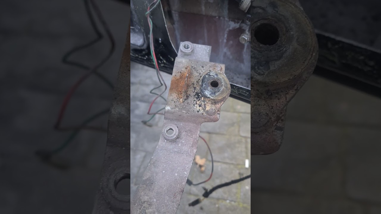 rolls royce silver shadow 2 window regulator removal
