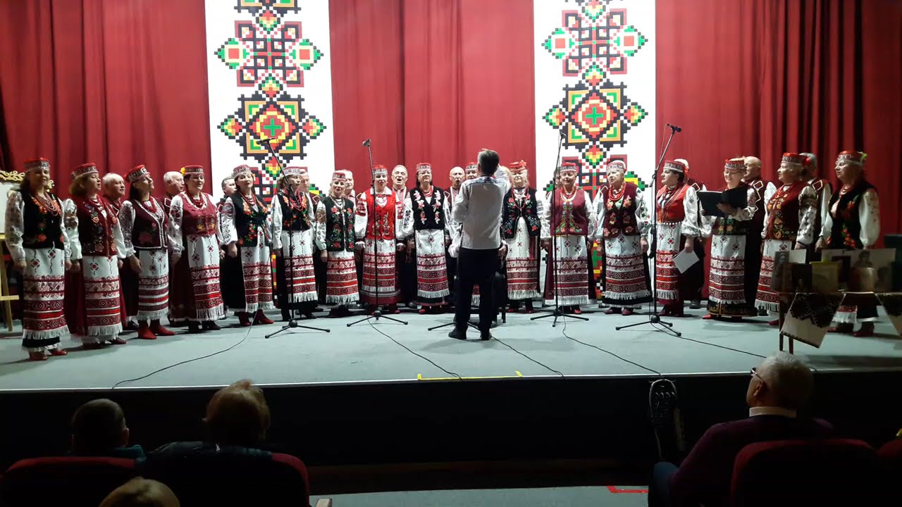 Пісня «Човен хитається серед води». Хор імені Івана Кобилянського