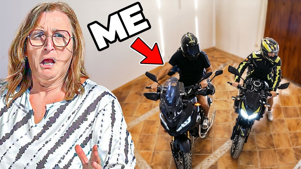SCHERZO: MOTOCICLISTI in CASA MENTRE MIA MADRE DORME