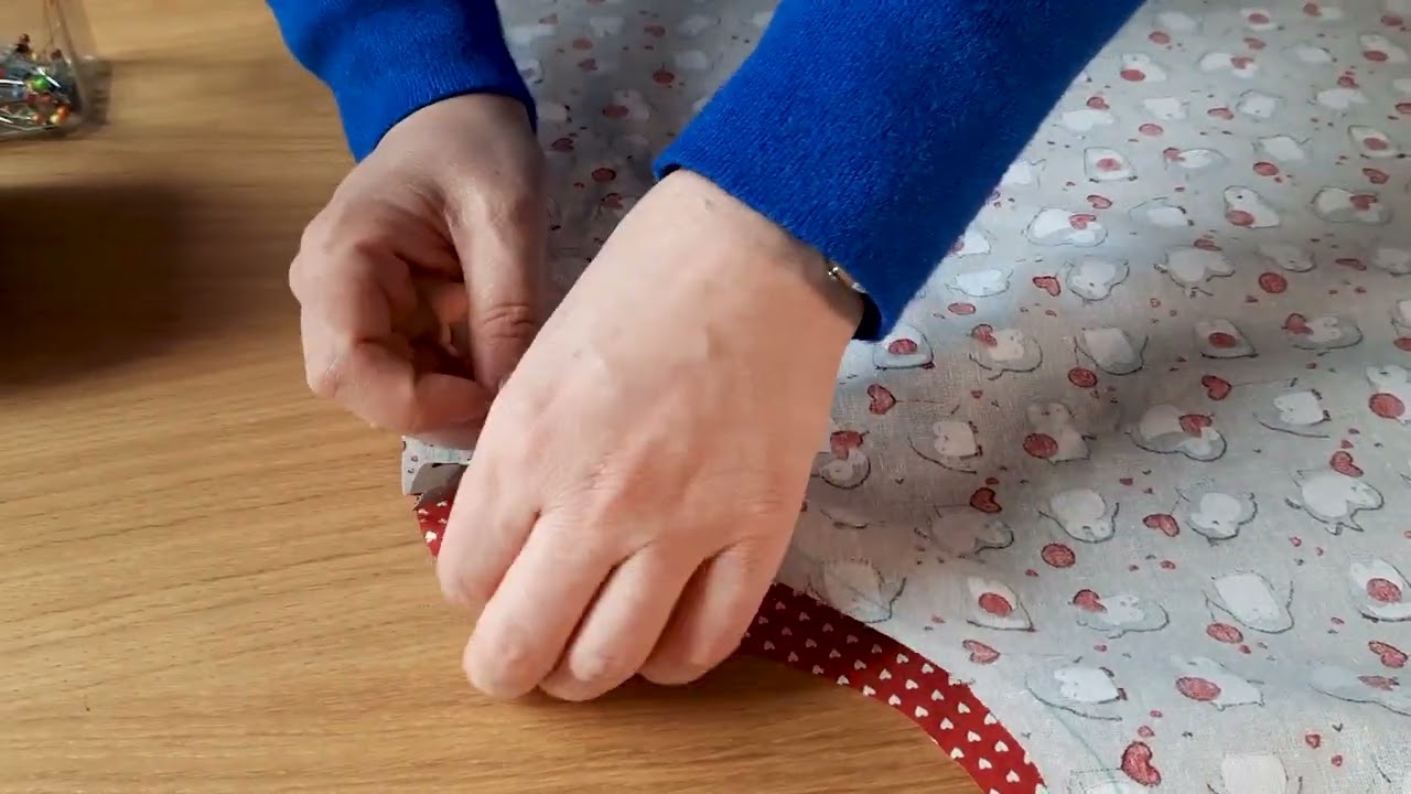 VIDEOTUTORIAL GREMBIULE DA CUCINA