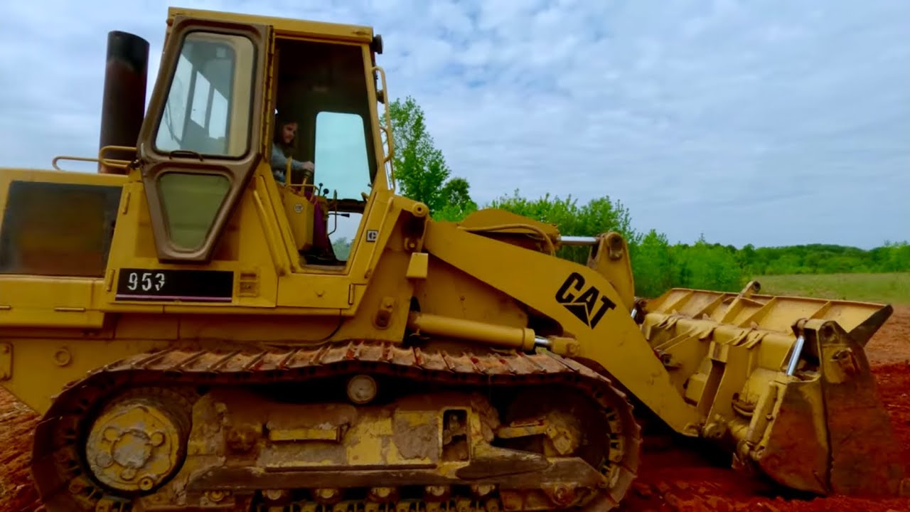 LetsDig18 Takes My Helper!!