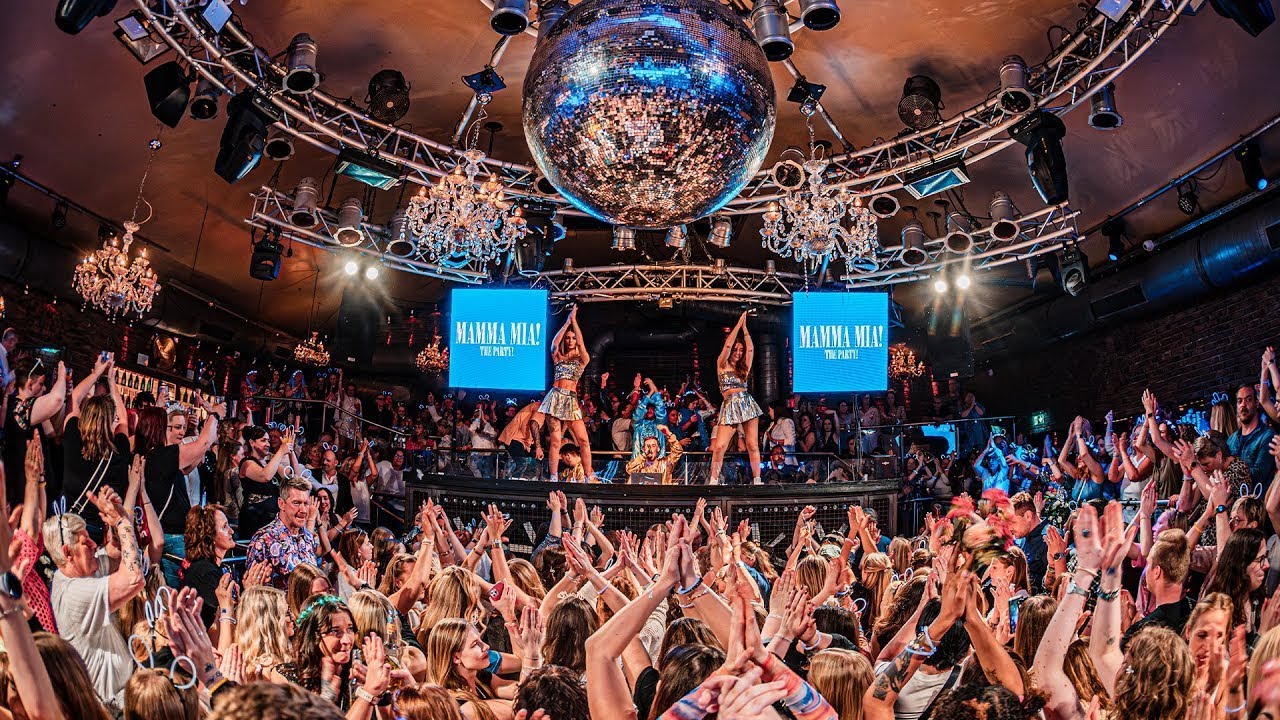 Hunderte Fans feiern zu ABBA ♥️ - Gig-Log - Mamma Mia Party - Club Nachtflug Köln -  DJ EL1AS