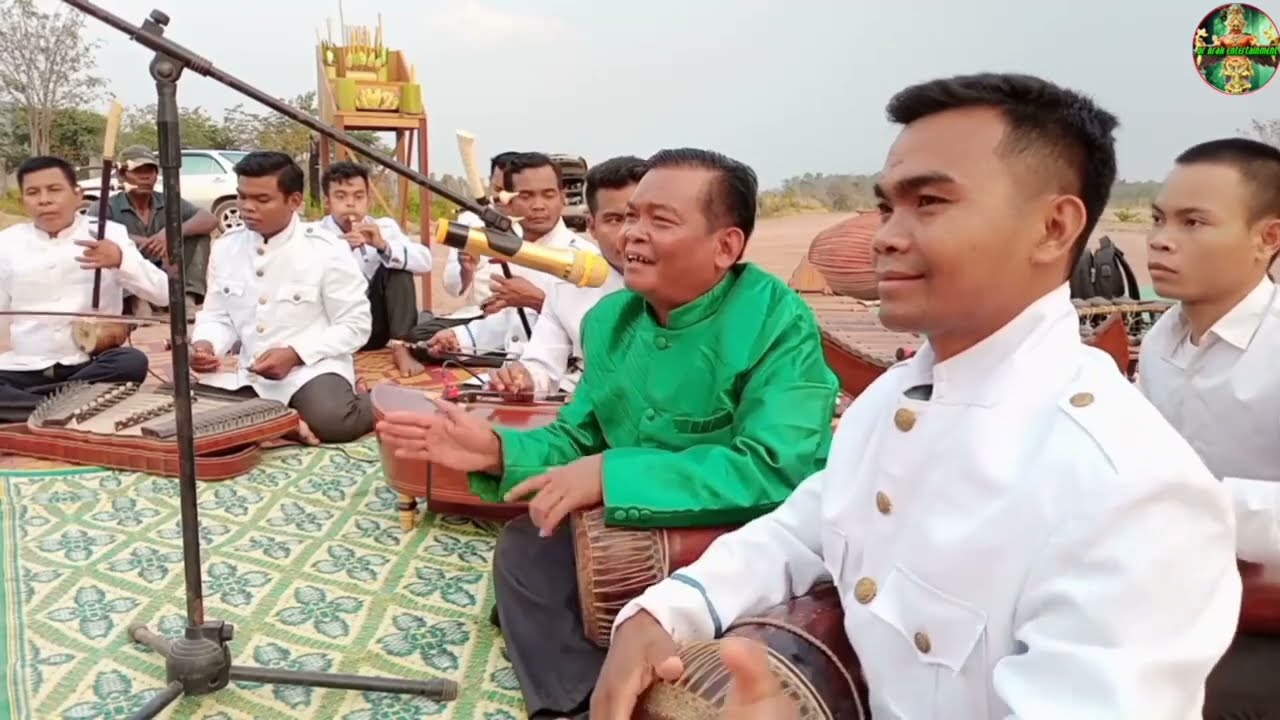 ភ្លេងគ្រឹម បូរ រុំ សៀមរាប, លោមខិនតូច និងពពកជើងភ្នំ,/Khmer Traditional music by Bo Rom