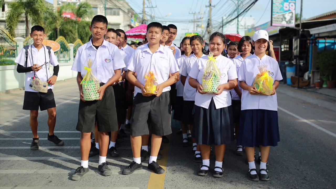 กิจกรรมแห่เทียนเข้าพรรษาโรงเรียนวัดบุญสัมพันธ์