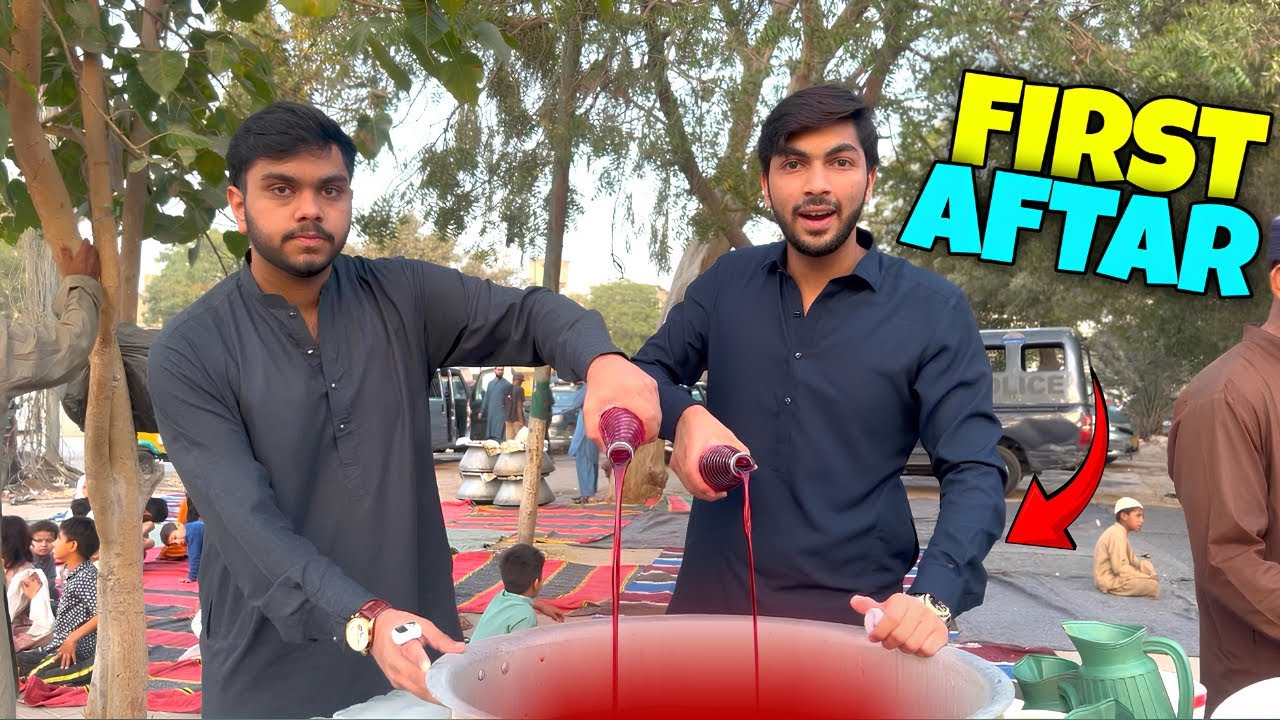 Aaj humne Pahil lftar Road per kara di 😍