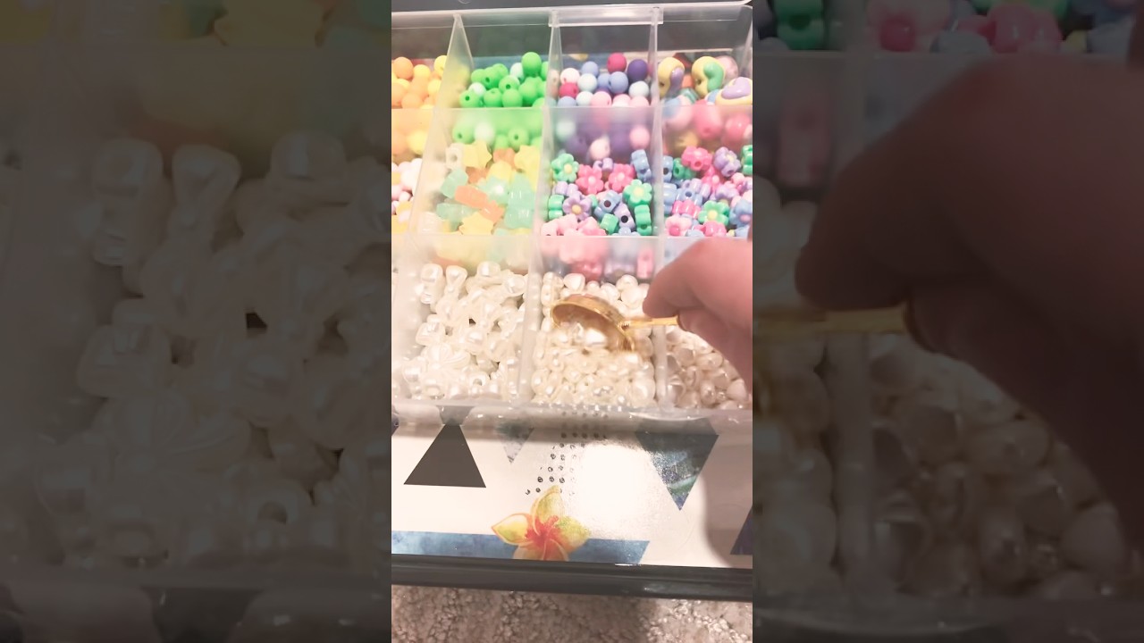 Make a bracelet with me but using only this bead kit! 🌈🧸 