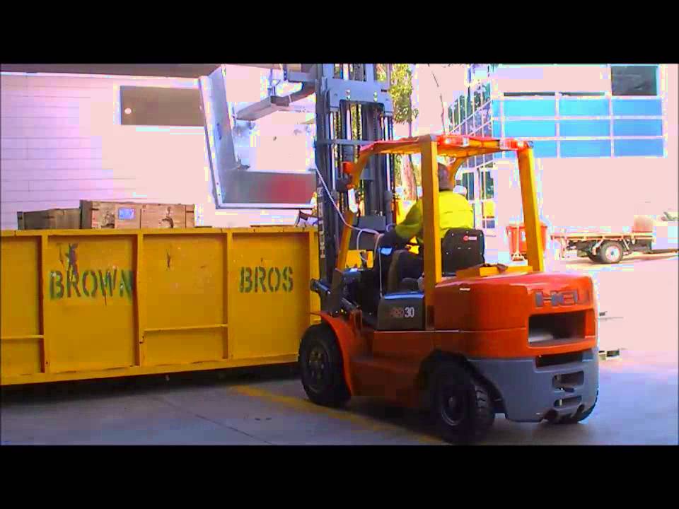 Forklift Tipping Bins - type: WFL