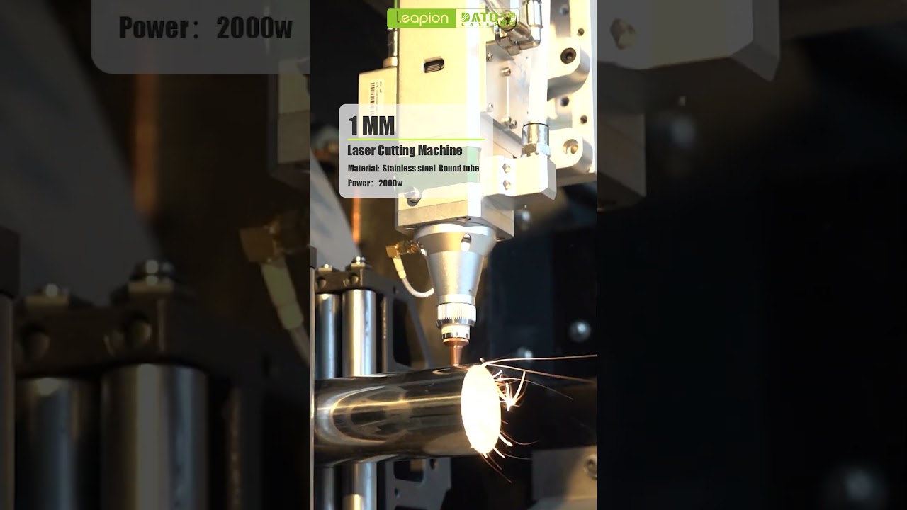 2000W laser cutting machine cutting 1mm stainless steel pipe. 