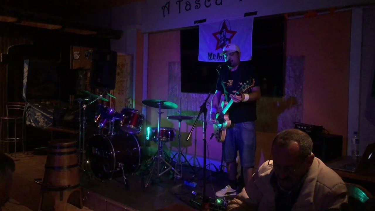Mr. Maurix &ldquo;Blood on Your Hands