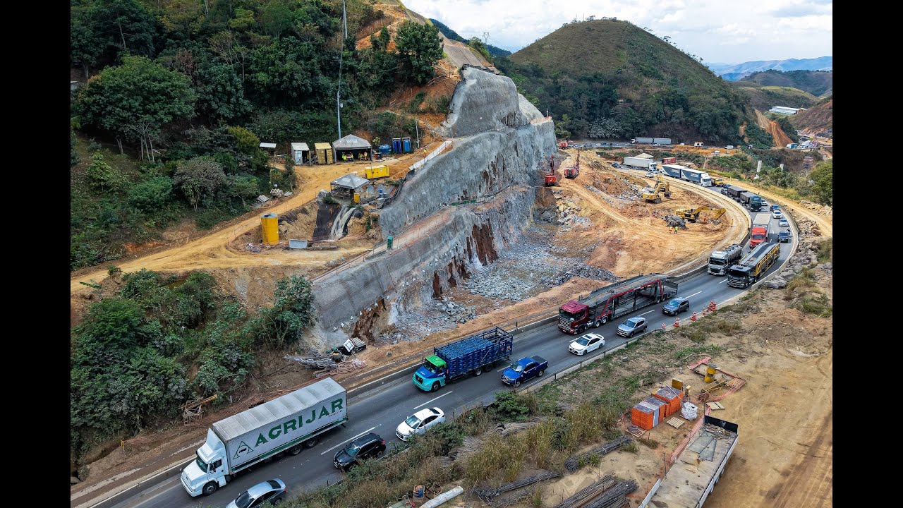 OBRA NA SUBIDA DA SERRA  DAS ARARAS