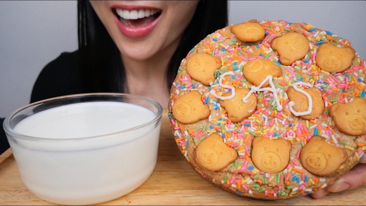 GIANT BIRTHDAY CAKE COOKIE + MILK (ASMR EATING SOUNDS) LIGHT WHISPERS | SAS-ASMR