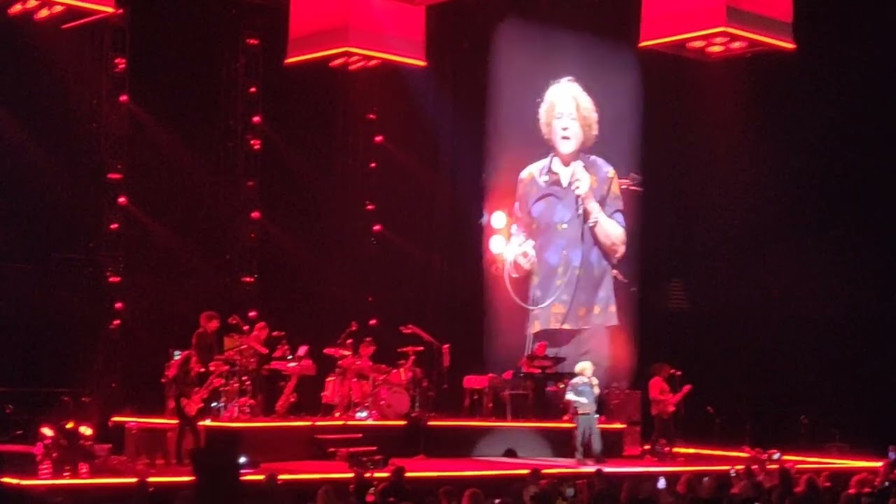 2022-02-06 Simply Red. If You Don't Know Me By Now. Manchester AO Arena  Blue Eyed Soul tour.