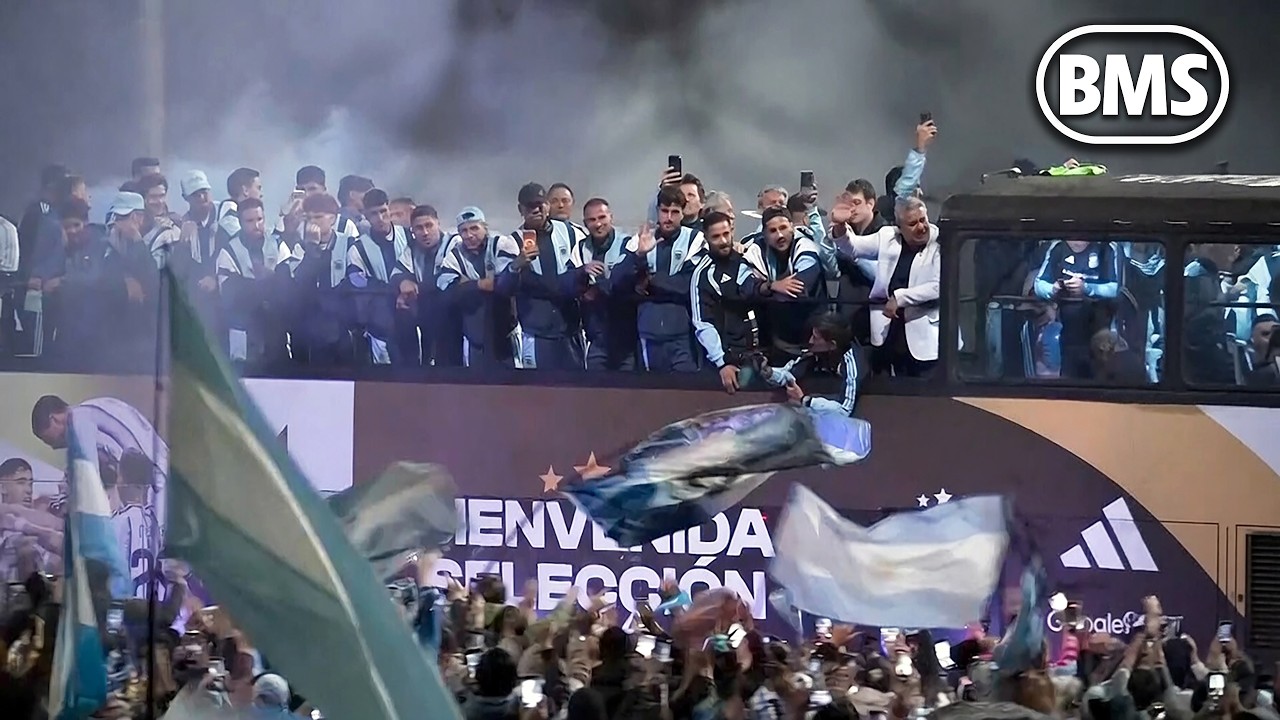 ARGENTINA RECEIVE WARM WELCOME AFTER FINAL DEFEAT! 💙🏆 2026 FIFA World Cup