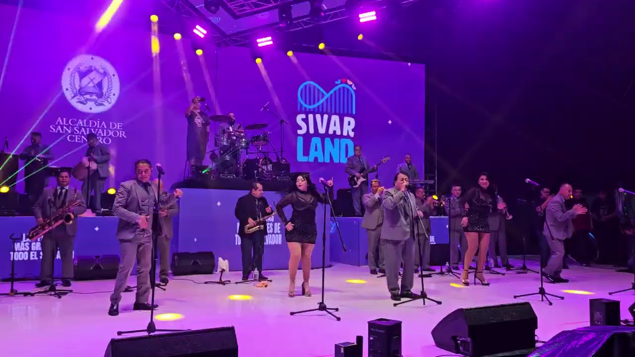 Orquesta San vicente y su show en sivarland!