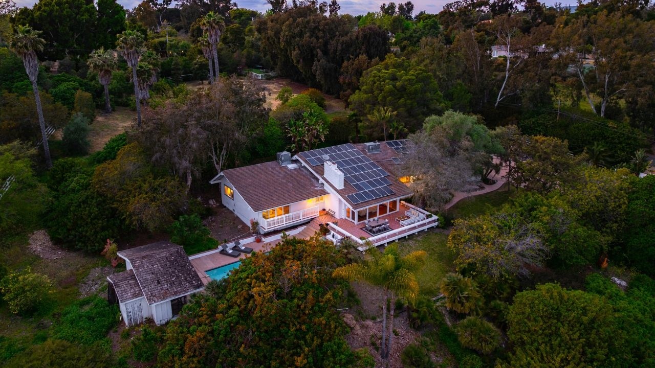Внутри поместья Rancho Santa Fe стоимостью 5,3 млн долларов, которое меняет представление о жизни...