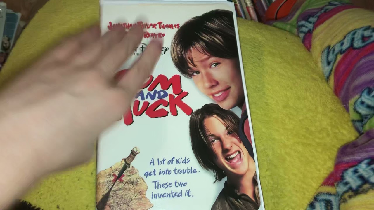 Showing Random Tapes #6