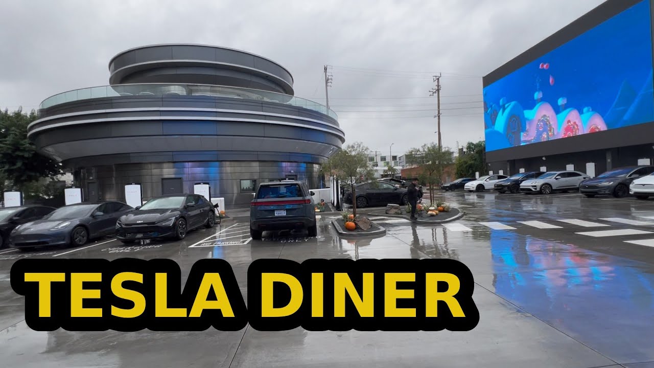My first Tesla Diner Experience - Every city needs one!