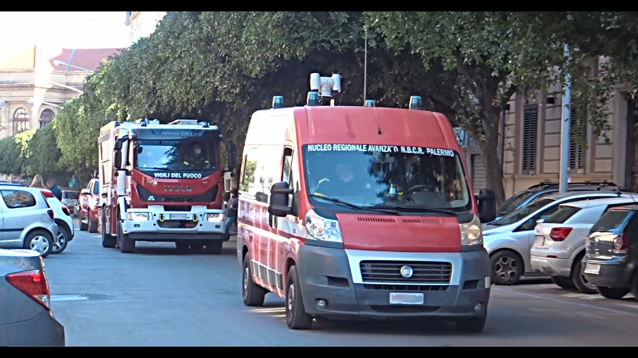 [HD - Sirena Pompieri] 26x Vigili del Fuoco in Sirena-Azione/Fire Trucks Responding Lights & Sirens!