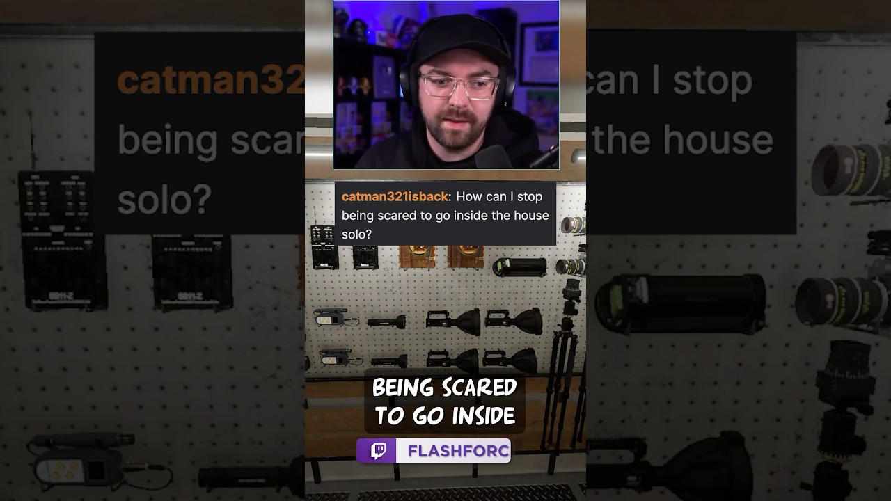 TIP TO NOT BE SCARED 👍 | Phasmophobia #shorts