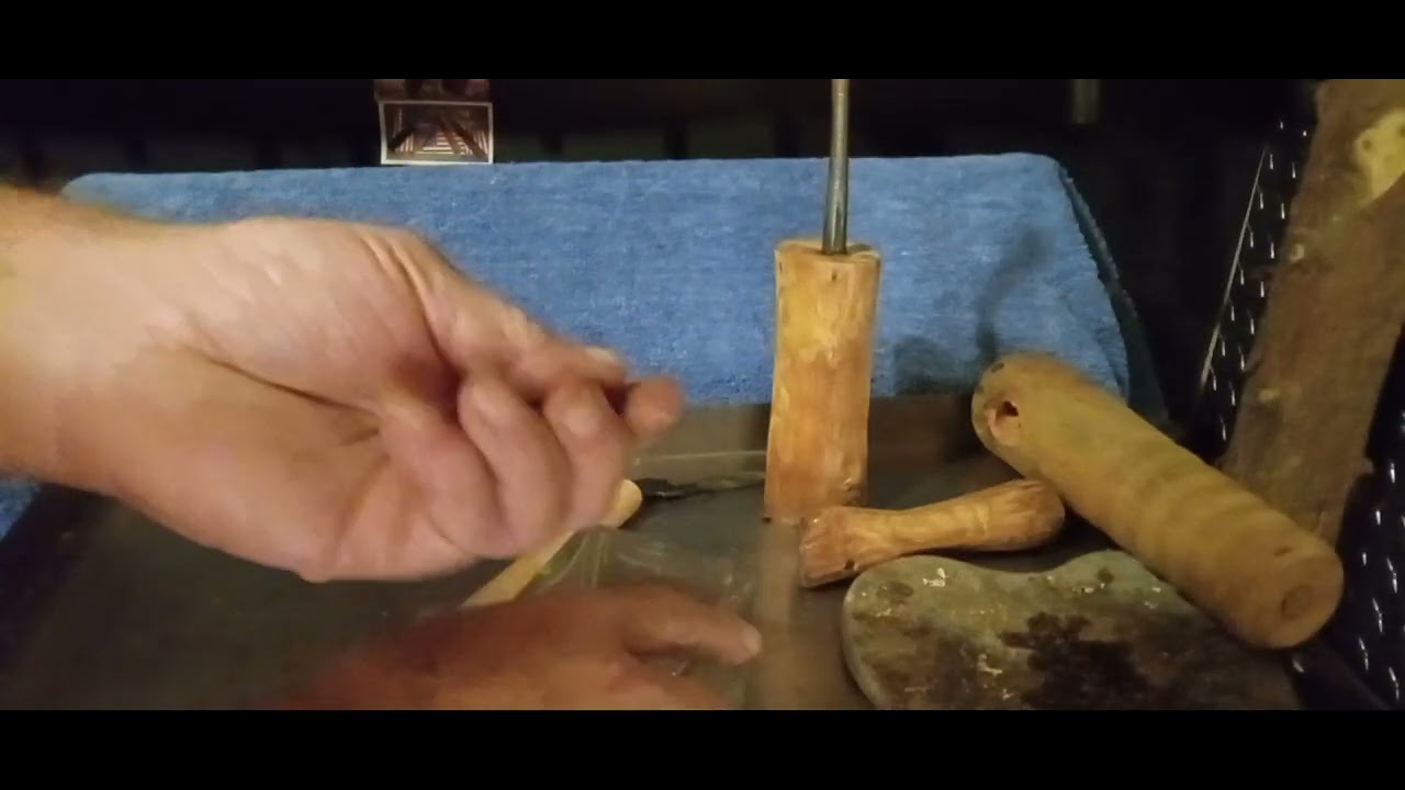 My New Fat Wood Handle on a Nathan4071 Ferrocerium Rod !
