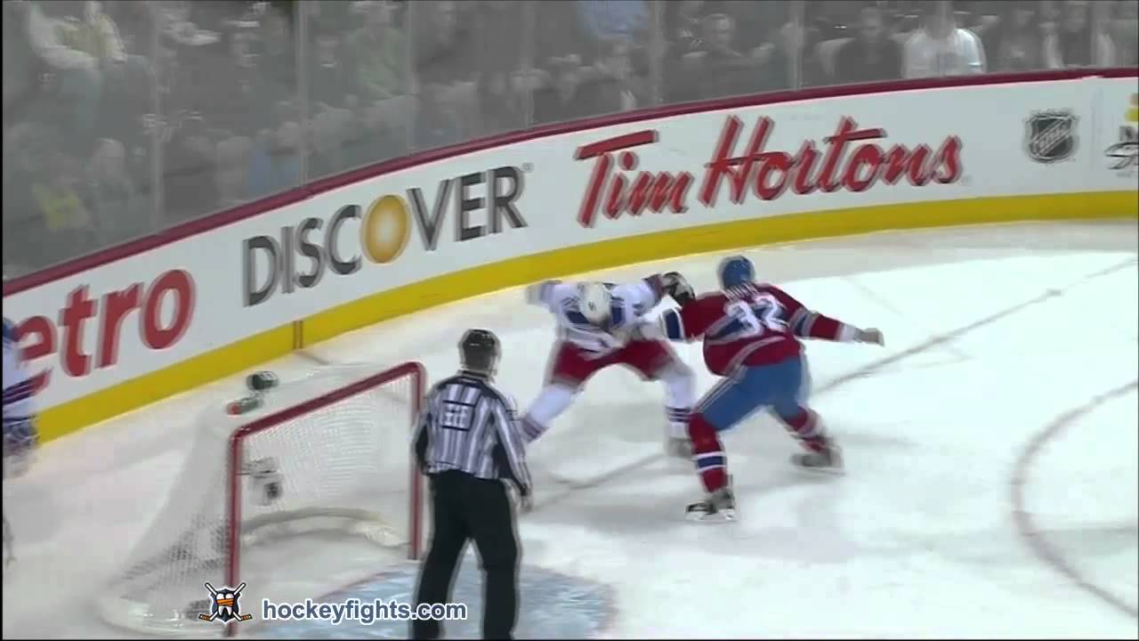 Stu Bickel vs Travis Moen Jan 15, 2012