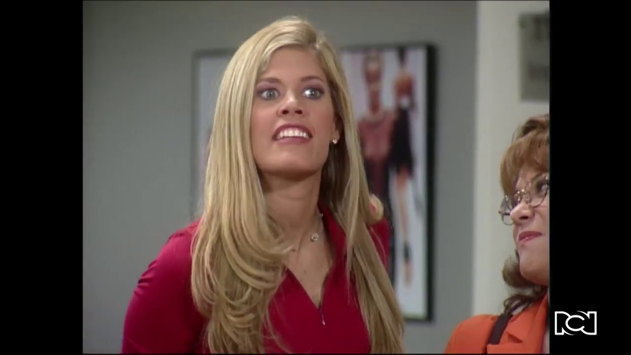 Betty presenta a Nicolas en Ecomoda | Yo soy Betty, la fea