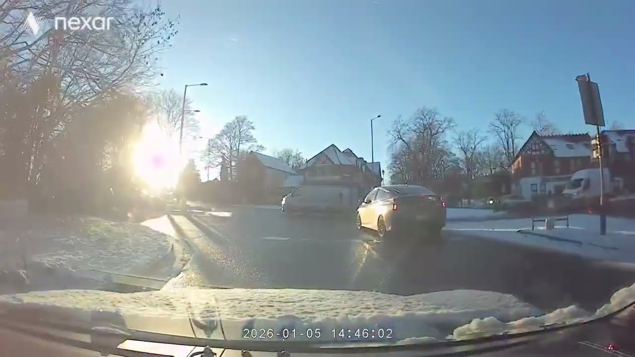 Ледяной снег И низкое солнце! Недолгая поездка по пригороду.
