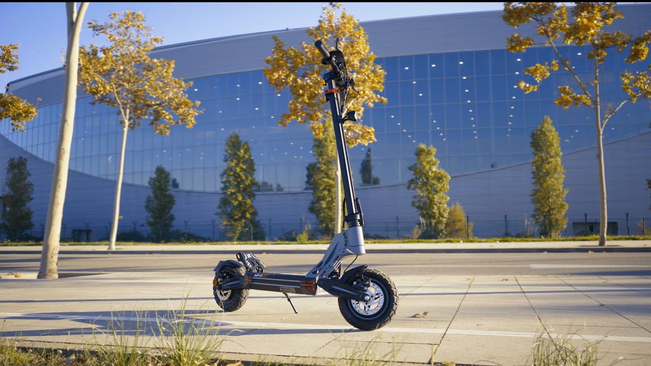 &iexcl;Descubre el M41 Tank, Patinete de Ecoxtrem!